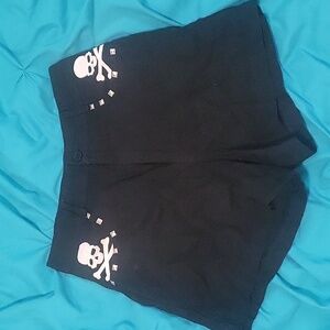 High waist skull shorts with studs